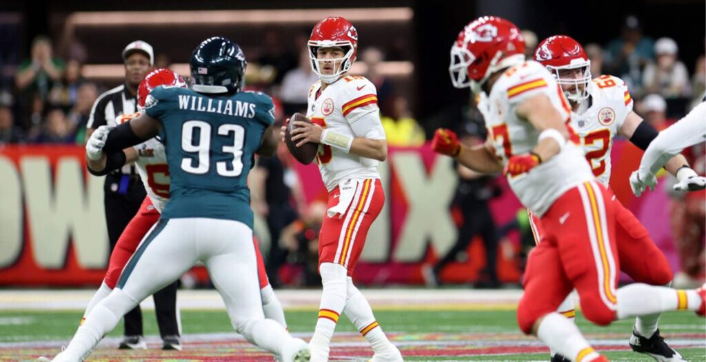 The current image has no alternative text. The file name is: Mahomes-SB.jpg