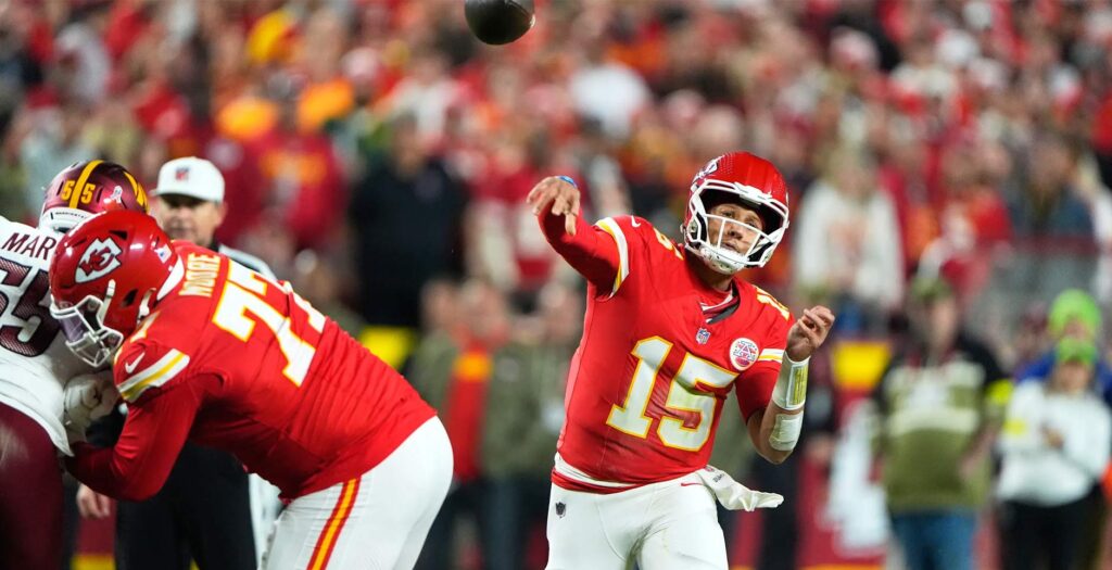 The current image has no alternative text. The file name is: Mahomes-Commanders.jpg